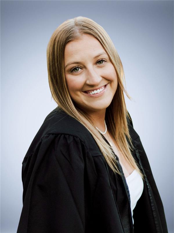 Kristin Reid Staff Image
