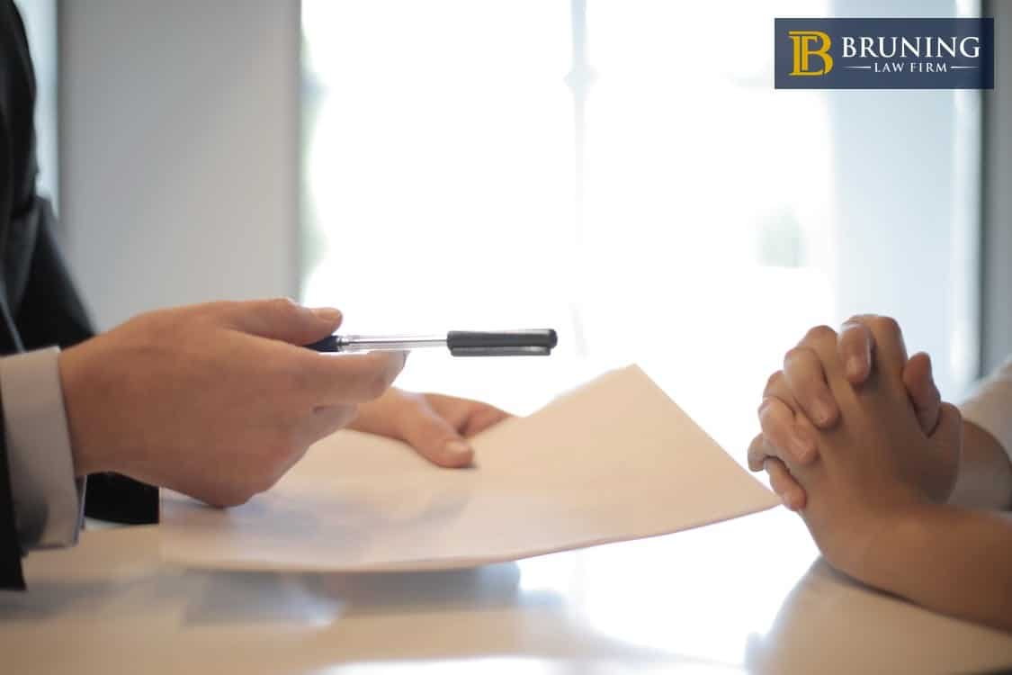 How much does a car accident lawyer cost in St. Louis - contingency fee explained